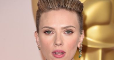 Demi Anak Scarlett Johansson Tinggalkan Pekerjaan