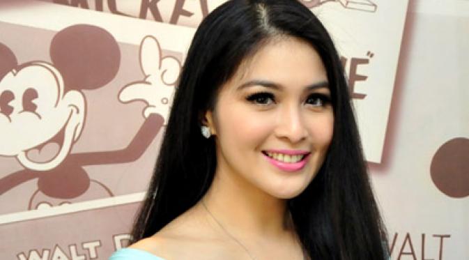 Kalau Punya Anak, Sudah Memiliki Segalanya Ungkap Sandra Dewi