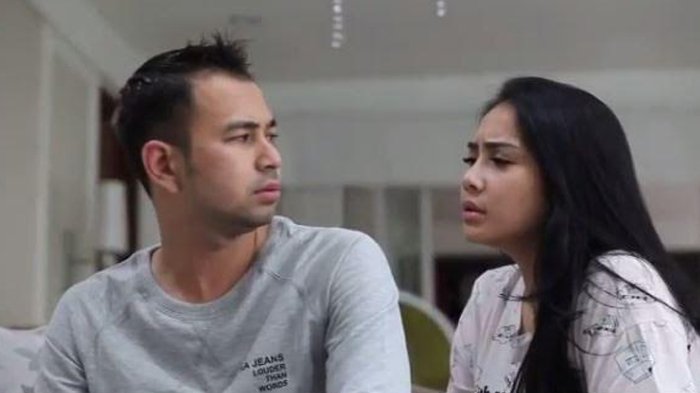 Posisi Foto Nagita Ini Bikin Raffi Ahmad Kena Semprot Netizen