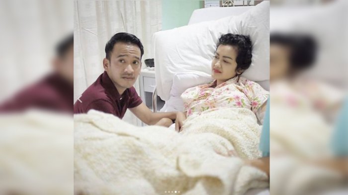 Bagian Tubuh Ruben Onsu yang Satu Ini Selalu Dielus-elus Julia Perez Saat Menjenguk Ke Rumah Sakit