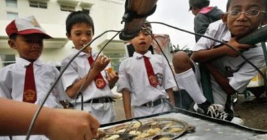 Bernostalgia Dengan Jajanan SD Yang Bikin Kamu Kangen Masa Kecil