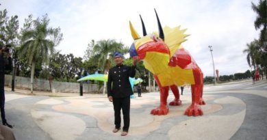 Di Tegalega Bandung Kini Ada Dinosaurus