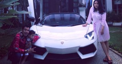 Foto Raffi Sekeluarga Pamer Mobil Baru Ini Bikin Nitizen Salfok