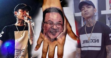 Rapper Samuel Alexander Pieter Buat Tato Wajah Ahok di Tangannya