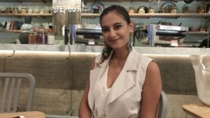 Travelling ke Luar Negeri Ini Dia Tips Ala Marissa Nasution