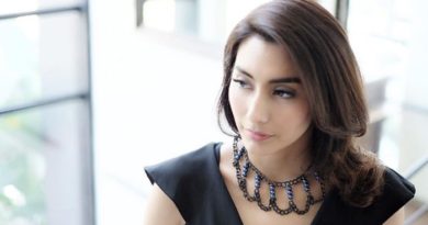 Tyas Mirasih Unggah Foto Saat di Kolam Pakai Bikini