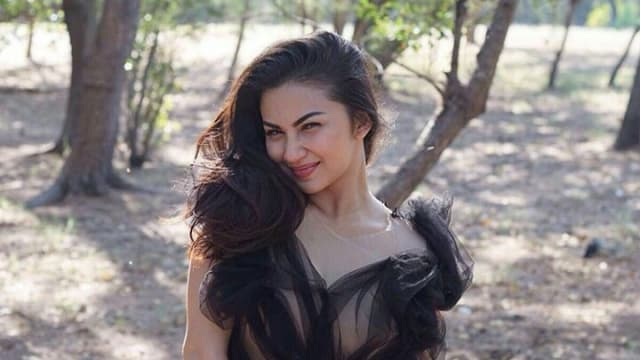 Ariel Tatum Umumkan Berhenti Gunakan Medsos dan Tampil di Televisi
