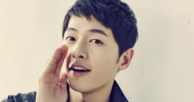 Benarkah Song Joong Ki Berada di Bali