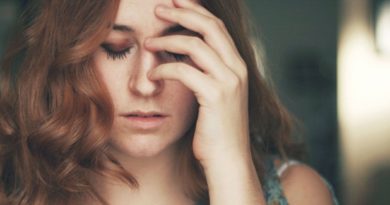 Bukan Kelaparan, Ini 6 Alasan Kengapa Pusing Saat Puasa!