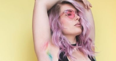Bulu Ketiak Diwarnai Pelangi, Tren Baru Namanya Rainbow Armpits