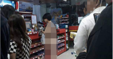 Kisah Heboh Mereka yang Nyaris Bugil di Tempat Umum