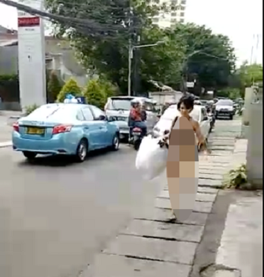 Polisi Sudah Amankan VM, Wanita yang Nyaris Bugil Saat Belanja di Apotik