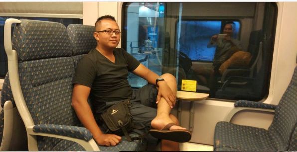Curhatan Supir Ojek Online Bisa Keluar Negeri Untuk Berlibur Salut