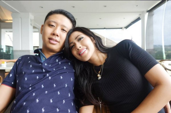 Jelang Lebaran, Kediaman Pasangan Ini Jadi Sasaran Teror Bom Panci!