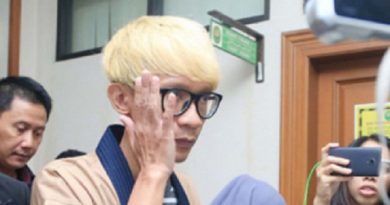 Resmi Cerai, Aming Serahkan Apartemen untuk Evelyn