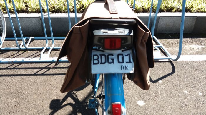 Sepeda yang Ditunganggi Wali Kota Bandung Ridwan Kamil Ada Plat Nomornya Juga Ternyata