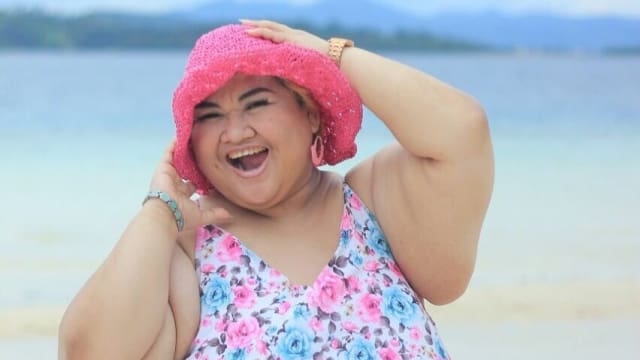 ARTIS PRETTY ASMARA DI TANGKAP TERKAIT KASUS NARKOBA