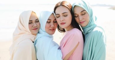 CERITA BAHAGIA SHANDY AULIA YANG DIBESARKAN DALAM KELUARGA BEDA AGAMA