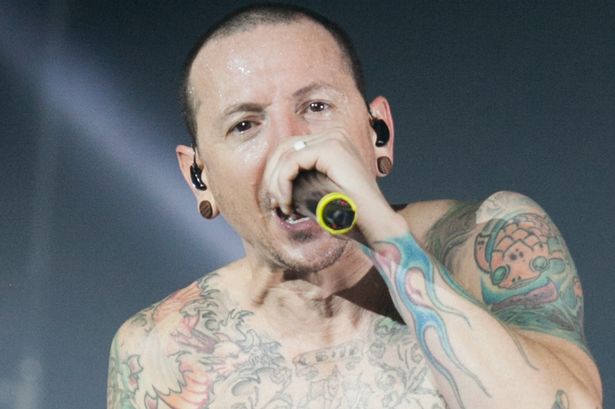 Chester Bennington Vokalis Linkin Park Meninggal