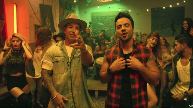 DESPACITO MENCETAK REKOR, MENJADI LAGU PALING DI DENGAR SEPANJANG MASA