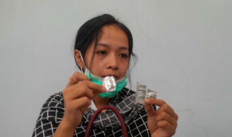 SETELAH MINUM OBAT DARI PUSKESMAS TUBUH WARGA SUKABUMI INI MELEPUH