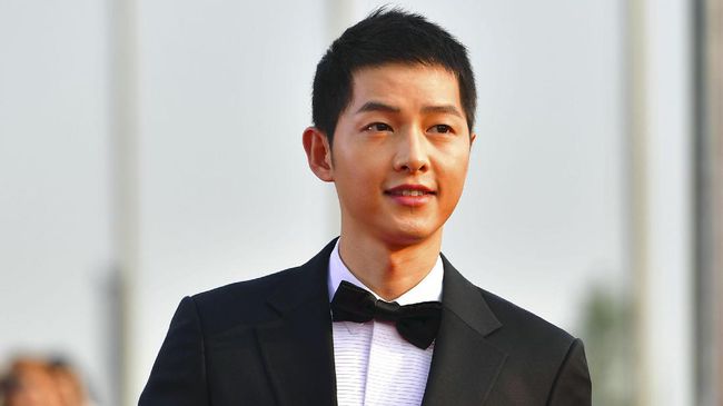 SOONG JOONG KI KAGUMI SONG HYE KYO SEJAK LAMA INI FAKTANYA