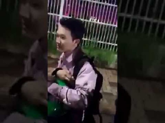 Video Driver Online Pukul Penumpang Karena Batalkan Order