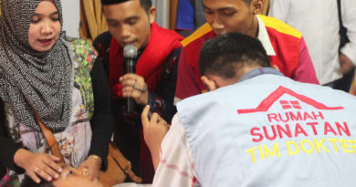 Video Kocak Reaksi Anak-anak Saat Sunat yang Viral