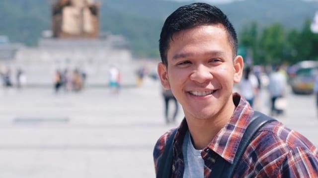 Adik Ruben Onsu, Jordi Onsu Maki-Maki Pria Berseragam Militer