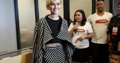 Agnez Mo Perkenalkan Restoran Manado REDBOX Miliknya