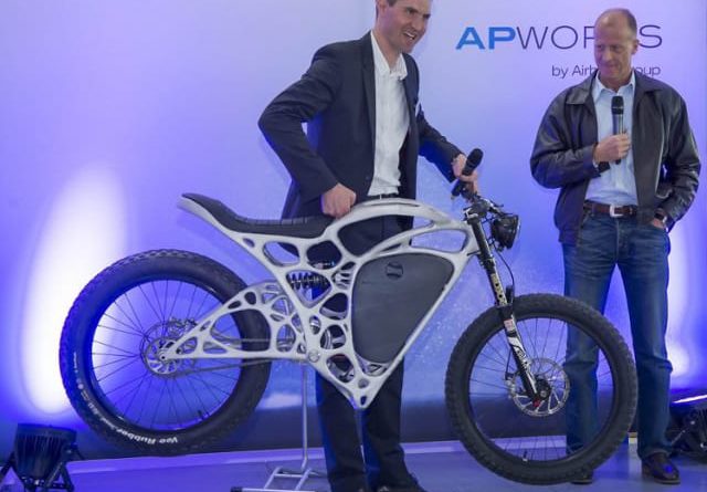 Hasil Cetakan Printer Pertama di Dunia Sepeda Motor Listrik