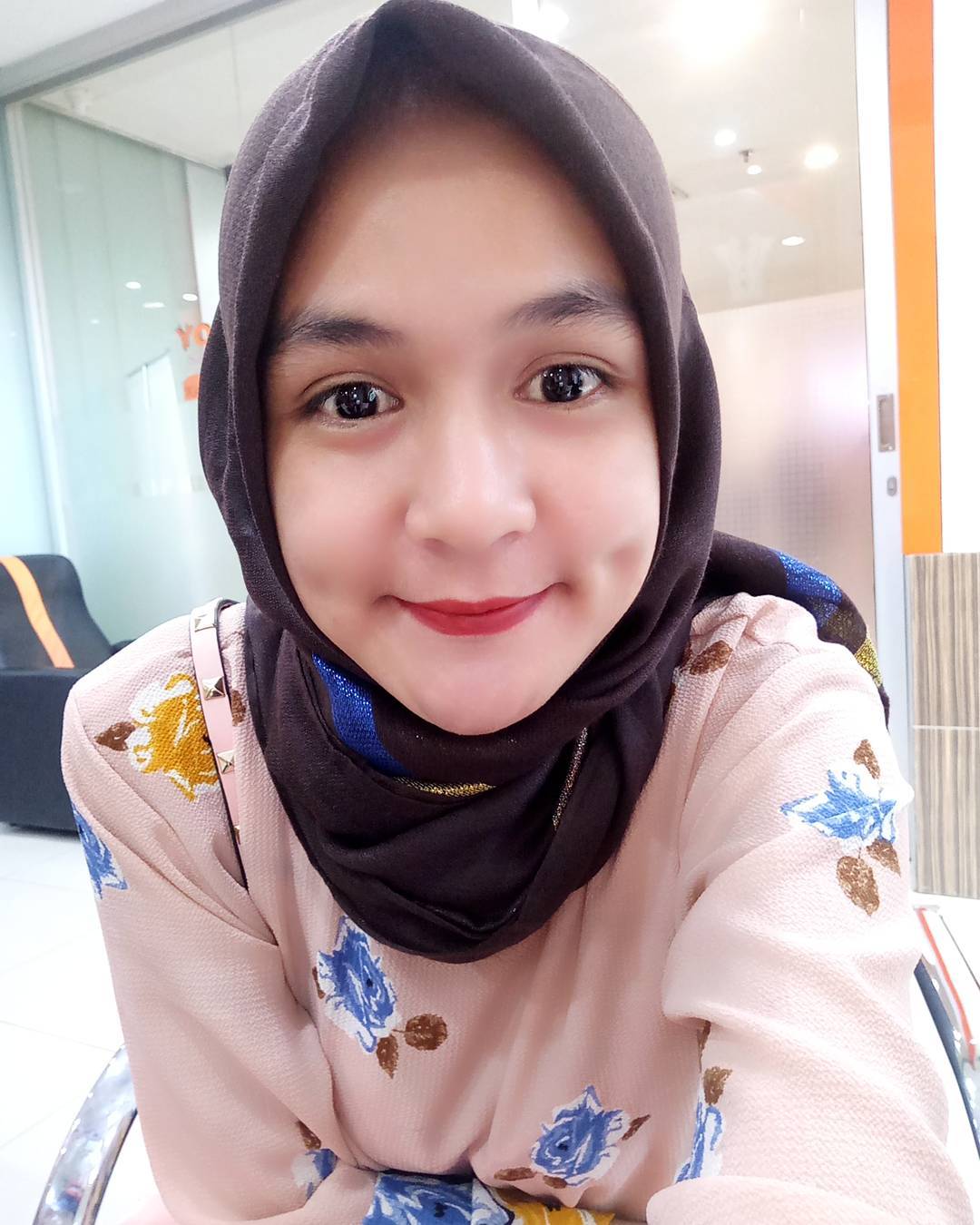 Mantan Andika Kangen Band, Buka Hijab & Unggah Foto Pose Seksi