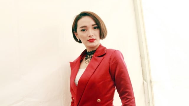 Penyanyi Dangdut Zaskia Gotik, Ungkap Dilamar Sang Kekasih