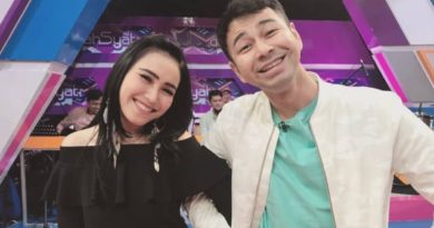 Posting Foto Bareng Raffi Ahmad, Ayu Ting Ting Di Sindir Netizen