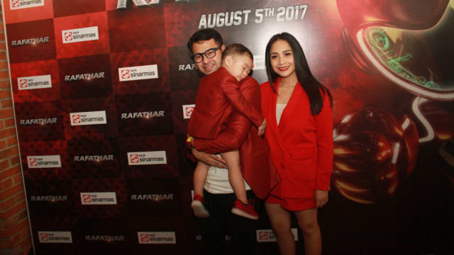 Rafathar Dapat Kado Ulang Tahun Kuda Poni Dari Sang Nenek
