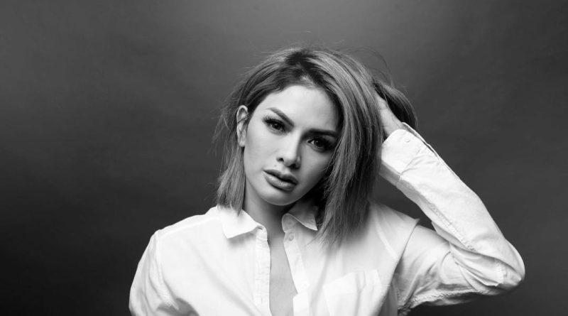 Nikita Mirzani Bawa Anak ke Dokter Pakai Baju Tembus Pandang