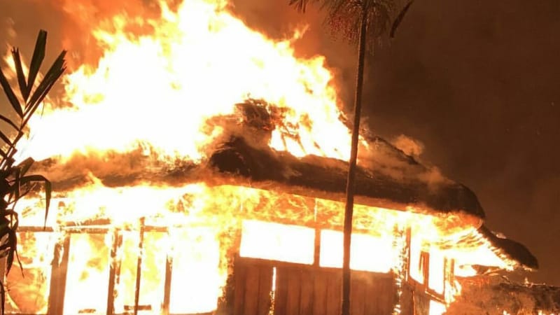 Rumah Kebakaran Nana Mirdad dan Andrew White Shock