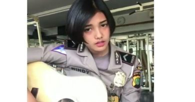 Viral Polwan Cantik Ini Bikin Geger Netizen Dengan Suaranya