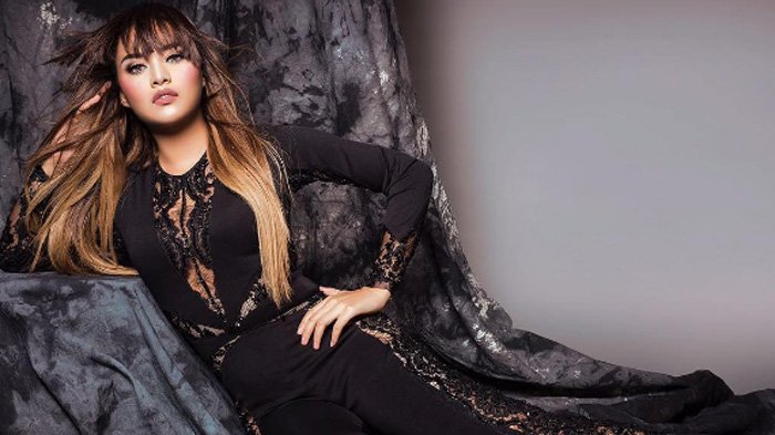 Aurel Hermansyah Nge-DJ, Banjir Komen Pro dan Kontra Netizen