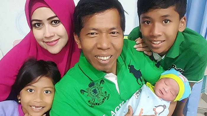Karena Unggah Foto Ini Meggy nyesal Jadi Istri Kedua Kiwil?