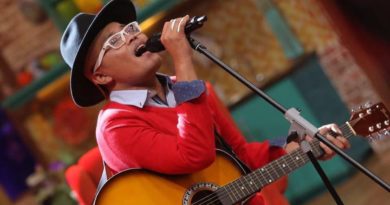 Terharu, Sule Mandikan Sang Ayah