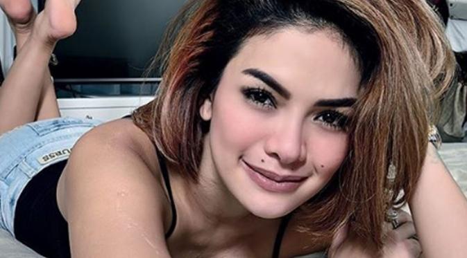 Unggah Foto Sensual di Medsos Nikita Mirzani Kembali di Hujat