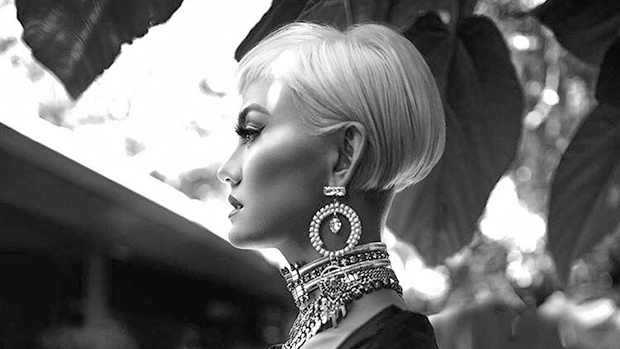 Agnez Mo Diundang di Acara TRL di Times Square New York