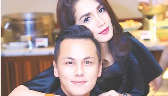 Baper, Andhika Pratama Ulang Tahun Ussy Beri kado Surat Romantis
