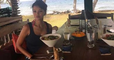 Esktrem, Farah Quinn Makan Malam Sperma Ikan