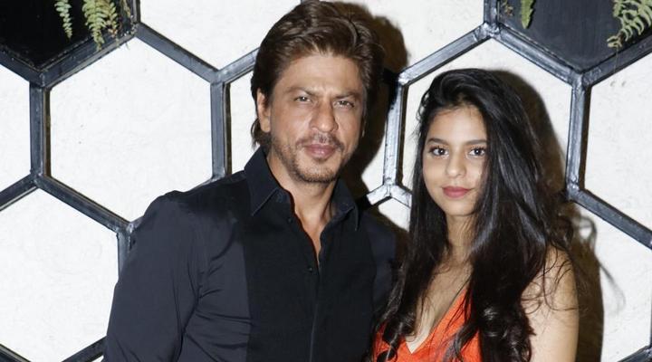 Foto Mesra Shahrukh Khan dan Putri nya di Protes