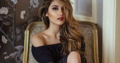 Makin Hot Pose Seksi Cinta Laura dan Richard Kyle