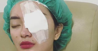 Mata Dibalut Perban Zaskia Gotik Jalani Operasi