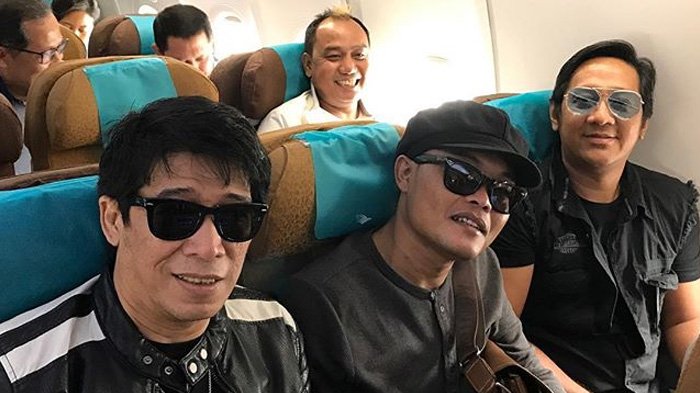 Pakai Baju Batik, Para Komedian Kompak Hadiri pernikahan Kahiyang-Bobby