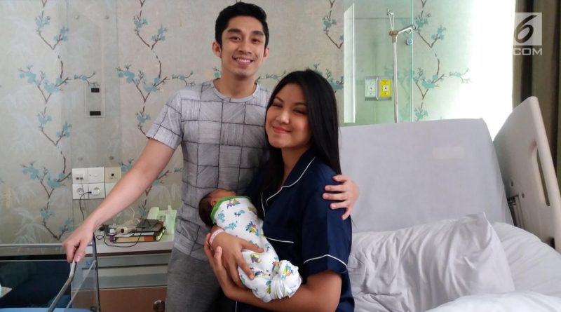 Selamat Atas Lahirnya Anak Pertama Zivanna Letisha